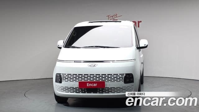 Hyundai Staria Modern, 2024 3