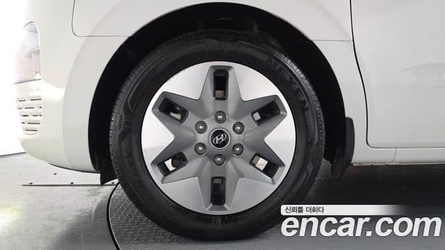 Hyundai Staria Modern, 2024 все фото