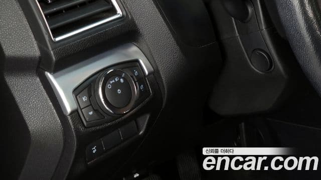 Ford Explorer 5세대, 2018 14