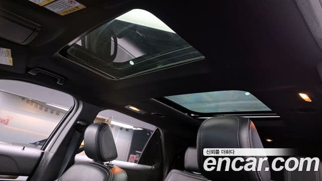 Ford Explorer 5세대, 2018 17