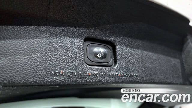 Ford Explorer 5세대, 2018 20