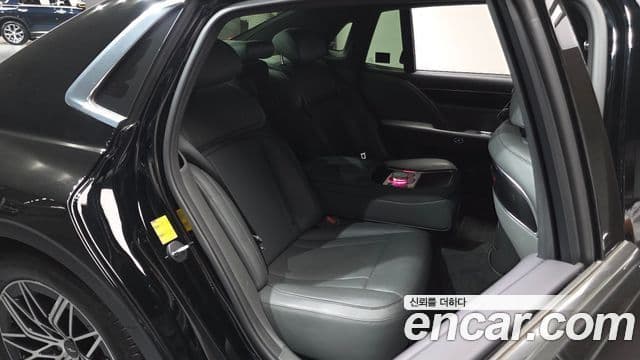 Genesis G90 (RS4) бензин 3.5 турбо AWD, 2022 12