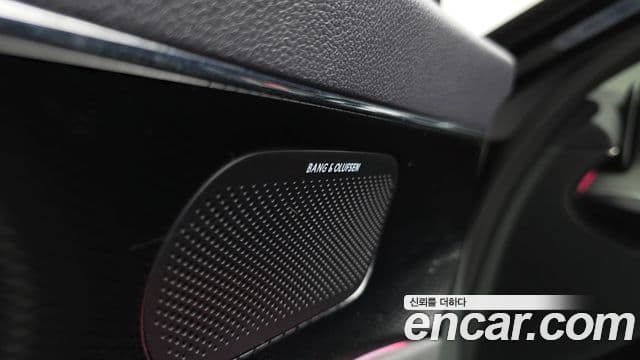 Genesis G90 (RS4) бензин 3.5 турбо AWD, 2022 19