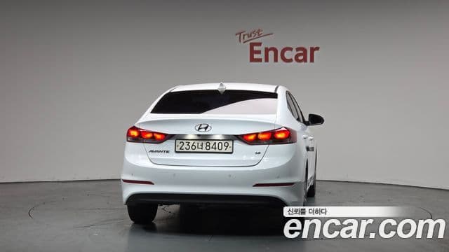 Hyundai Avante AD 1.6 GDI Value Plus, 2018 4