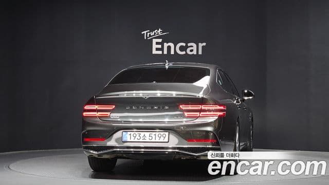 Genesis G80 (RG3) бензин 2.5 турбо AWD, 2026 4