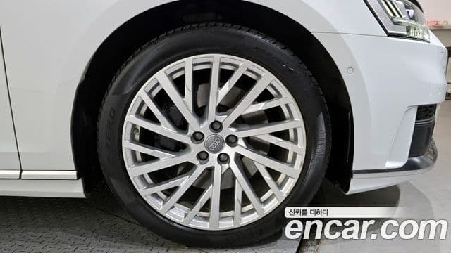 Audi A8 (D5) 55 TFSI Quattro LWB, 2020 все фото