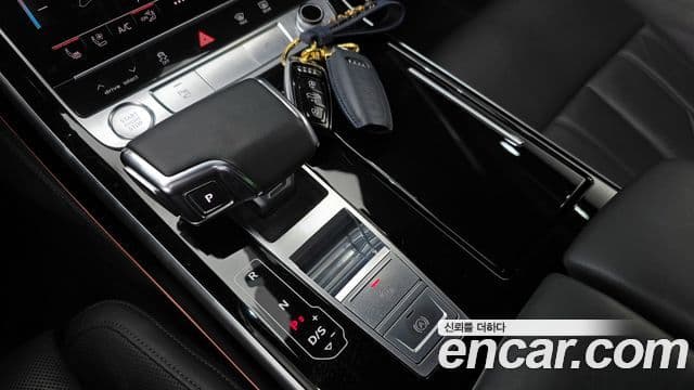 Audi A8 (D5) 55 TFSI Quattro LWB, 2020 9