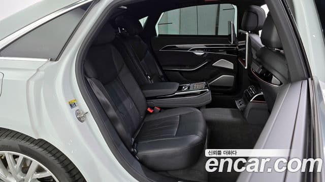 Audi A8 (D5) 55 TFSI Quattro LWB, 2020 12