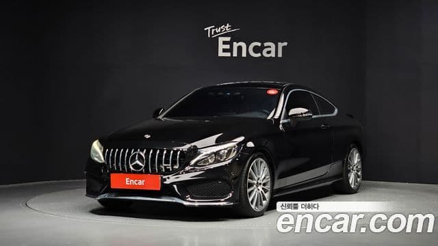 Mercedes-Benz C-класс W205 C200 купе, 2017 1