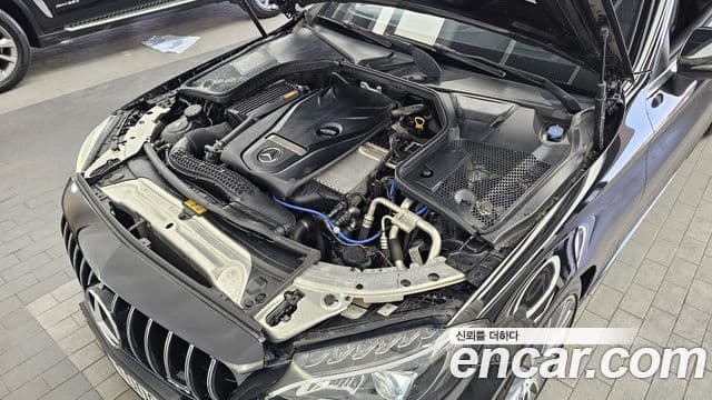 Mercedes-Benz C-класс W205 C200 купе, 2017 6