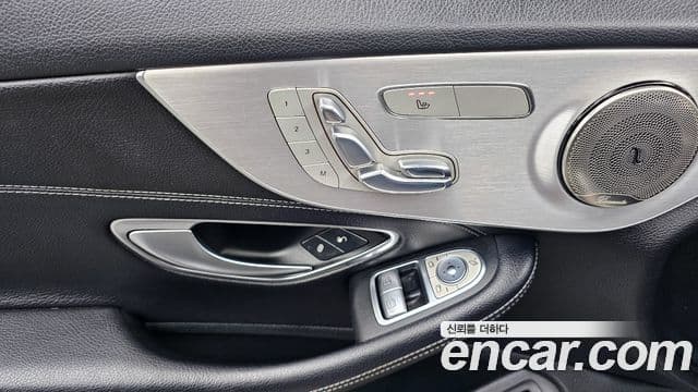 Mercedes-Benz C-класс W205 C200 купе, 2017 19