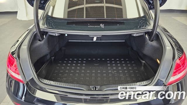 Mercedes-Benz C-класс W205 C200 купе, 2017 20