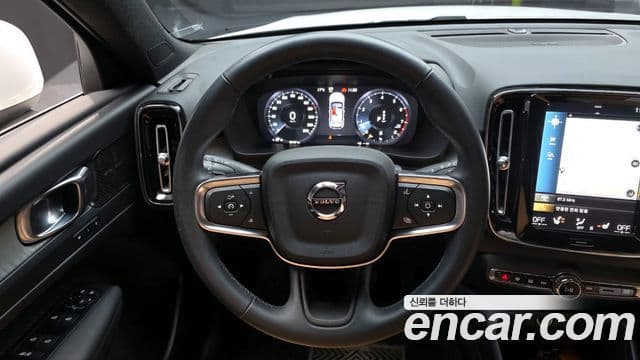 Volvo XC40 B4 Inscription, 2022 13