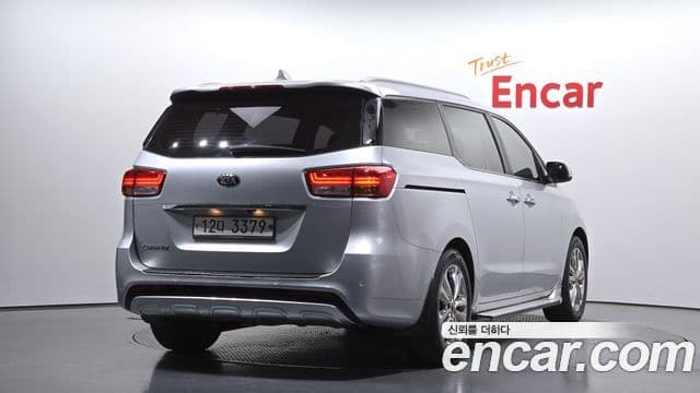 Kia All New Carnival Prestige, 2015 2