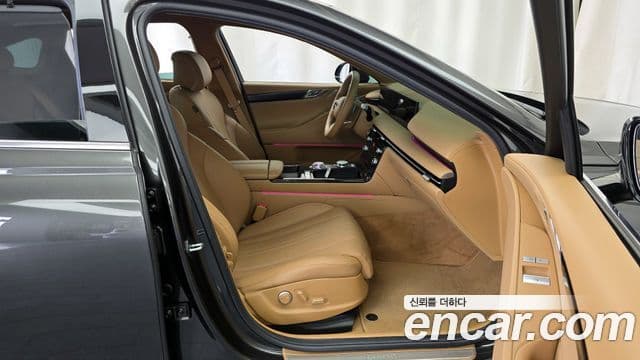 Genesis G80 (RG3) бензин 2.5 турбо 2WD, 2025 11