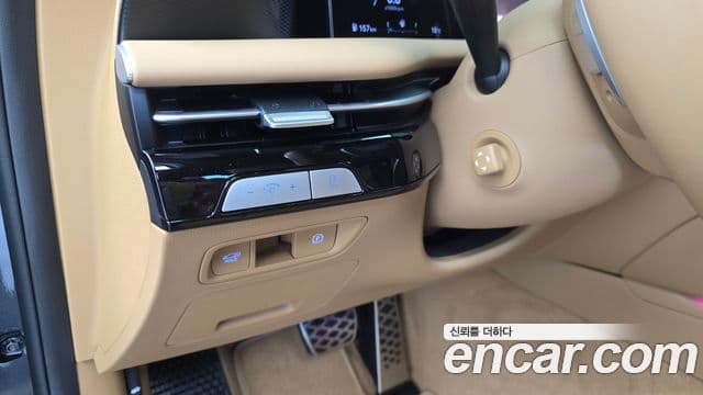 Genesis G80 (RG3) бензин 2.5 турбо 2WD, 2025 18