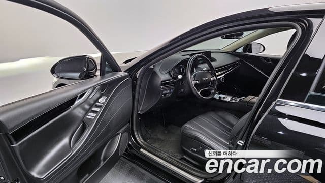 Genesis G80 (RG3) бензин 2.5 турбо AWD, 2023 10