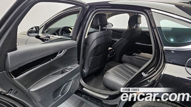 Genesis G80 (RG3) бензин 2.5 турбо AWD, 2023 11