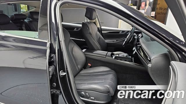 Genesis G80 (RG3) бензин 2.5 турбо AWD, 2023 12