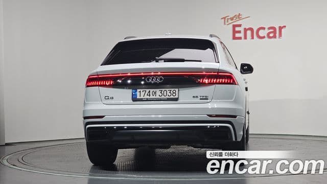 Audi Q8 (4M) Premium, 2022 4