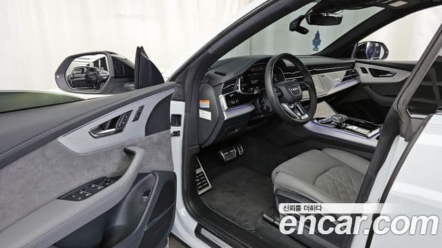 Audi Q8 (4M) Premium, 2022 10