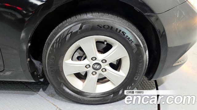 Hyundai YF Sonata LPI Deluxe, 2012 все фото