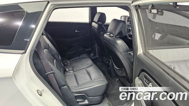 Kia All New Carens Prestige, 2014 12