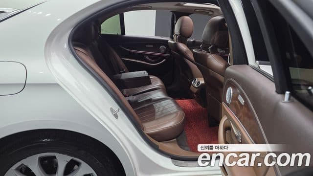 Mercedes-Benz E-класс W213 Exclusive, 2017 12