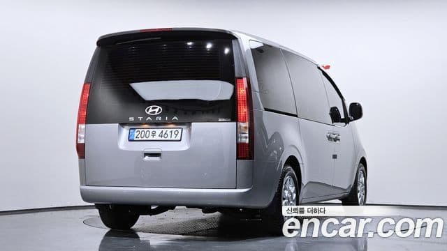 Hyundai Staria Modern, 2025 2