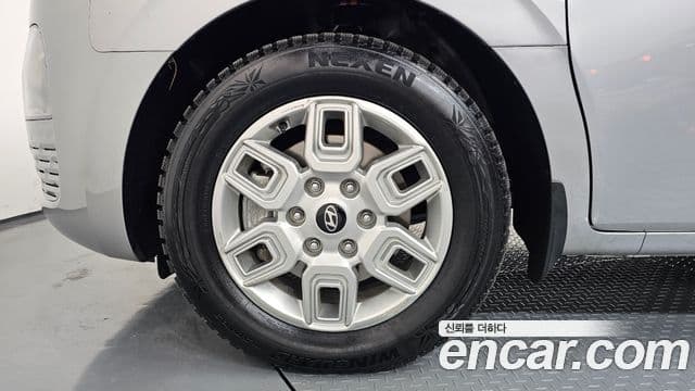 Hyundai Staria Modern, 2025 все фото