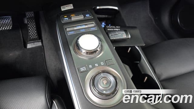 Genesis electrified GV70 e-AWD, 2022 9