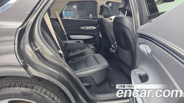 Genesis electrified GV70 e-AWD, 2022 12