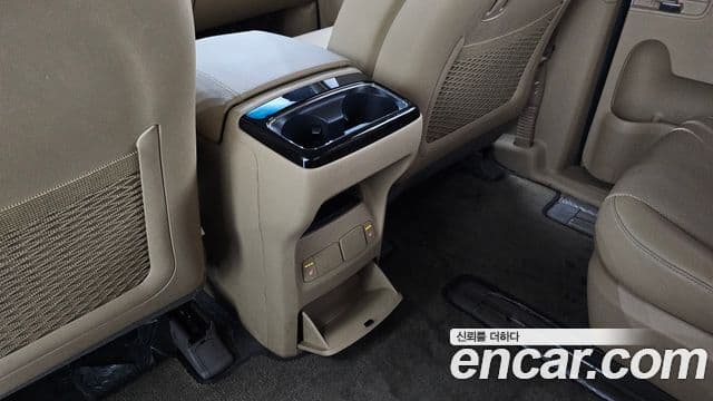 Kia All New Carnival Prestige, 2016 19