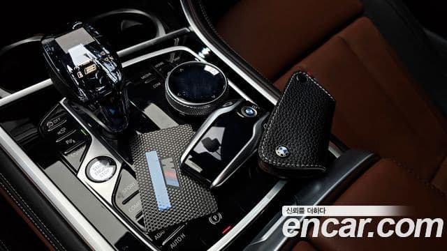 BMW 8시리즈 (G15) M850i xDrive купе, 2024 9