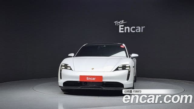 Porsche 타이칸 4S, 2021 3