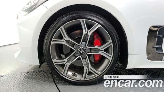 Kia 스팅어 Platinum, 2018 все фото