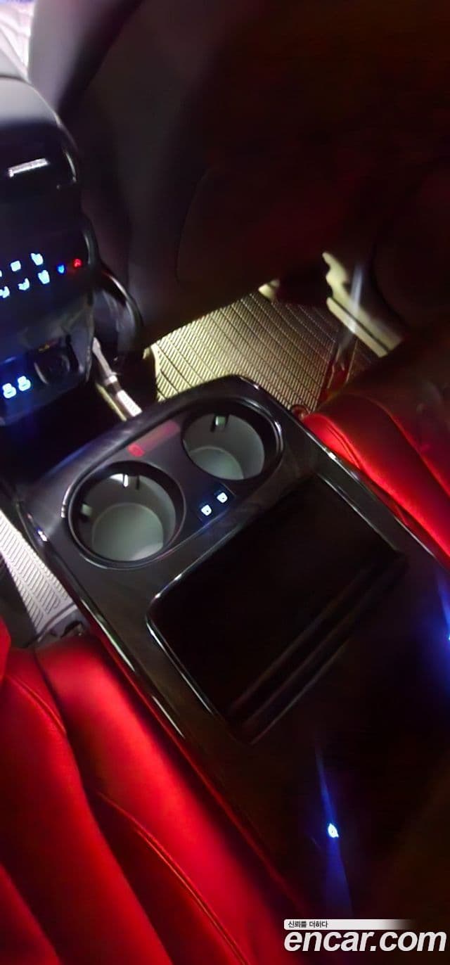 Genesis GV80 чёрный, 2025 10