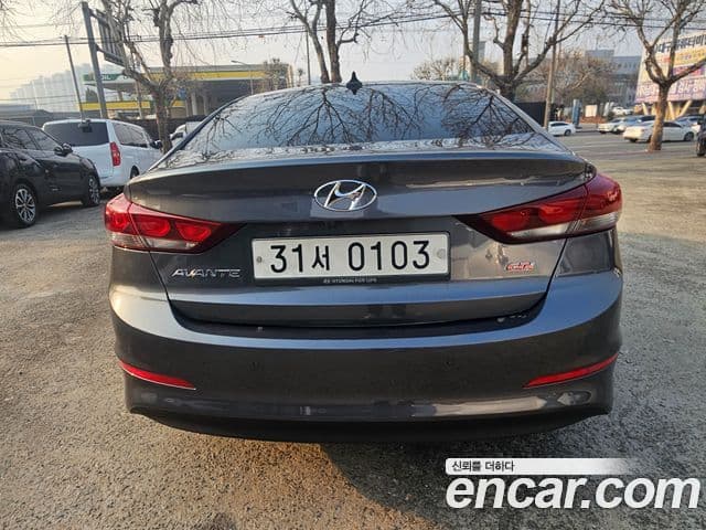 Hyundai Avante AD 1.6 GDI Value Plus, 2017 4