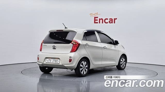Kia All New Morning Deluxe Trendy, 2015 2