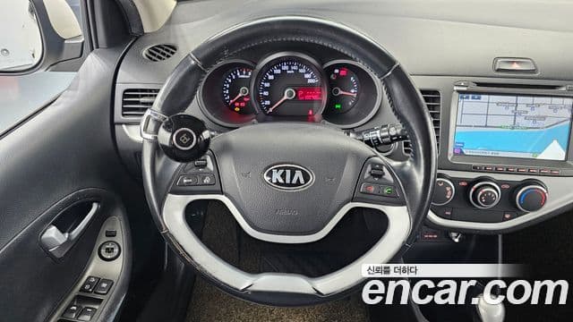Kia All New Morning Deluxe Trendy, 2015 13