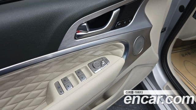 Genesis G70 Supreme, 2018 18