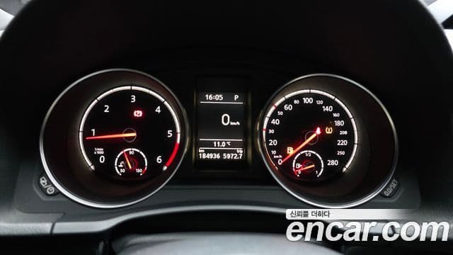 Volkswagen 시로코 2.0 TDI R-Line, 2015 8