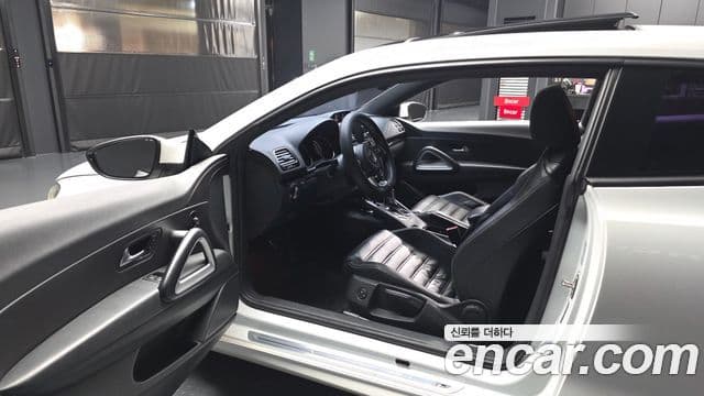 Volkswagen 시로코 2.0 TDI R-Line, 2015 11