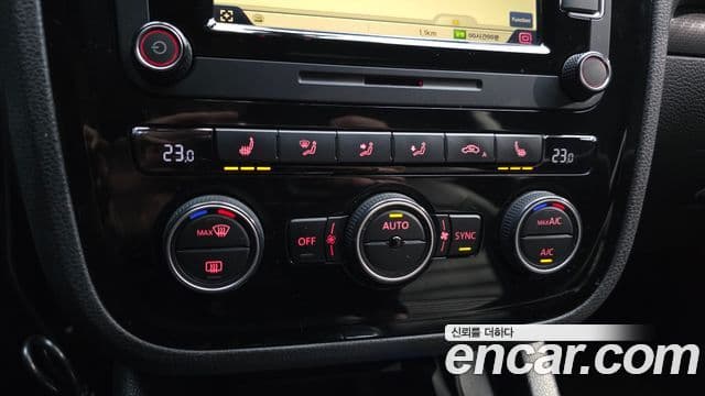 Volkswagen 시로코 2.0 TDI R-Line, 2015 15