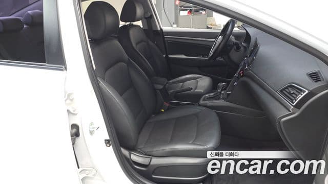 Hyundai Avante AD 1.6 GDI Smart, 2017 10