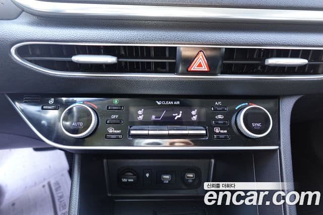 Hyundai Sonata (DN8) Premium Family, 2020 10