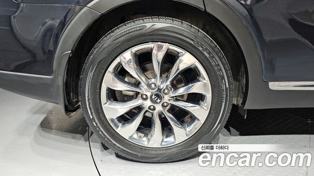 Kia The / новый New Sorento Noblesse Special, 2019 все фото