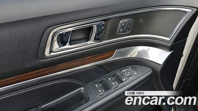 Ford Explorer 5세대, 2018 12