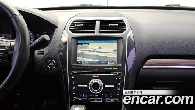 Ford Explorer 5세대, 2018 14