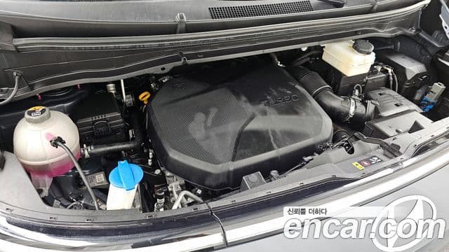 Hyundai Staria Modern, 2025 6